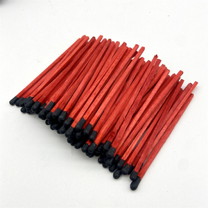 Yüksek kaliteli ahşap Matchsticks fabrika toptan fiyat puro ev otel maçları için renkli sopa özelleştirmek - Product Image 4