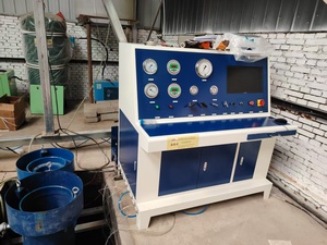 Voll automatische Wasserdruck prüfmaschine für Gasflaschen mit externer Messung und Computers teuerung - Product Image 3