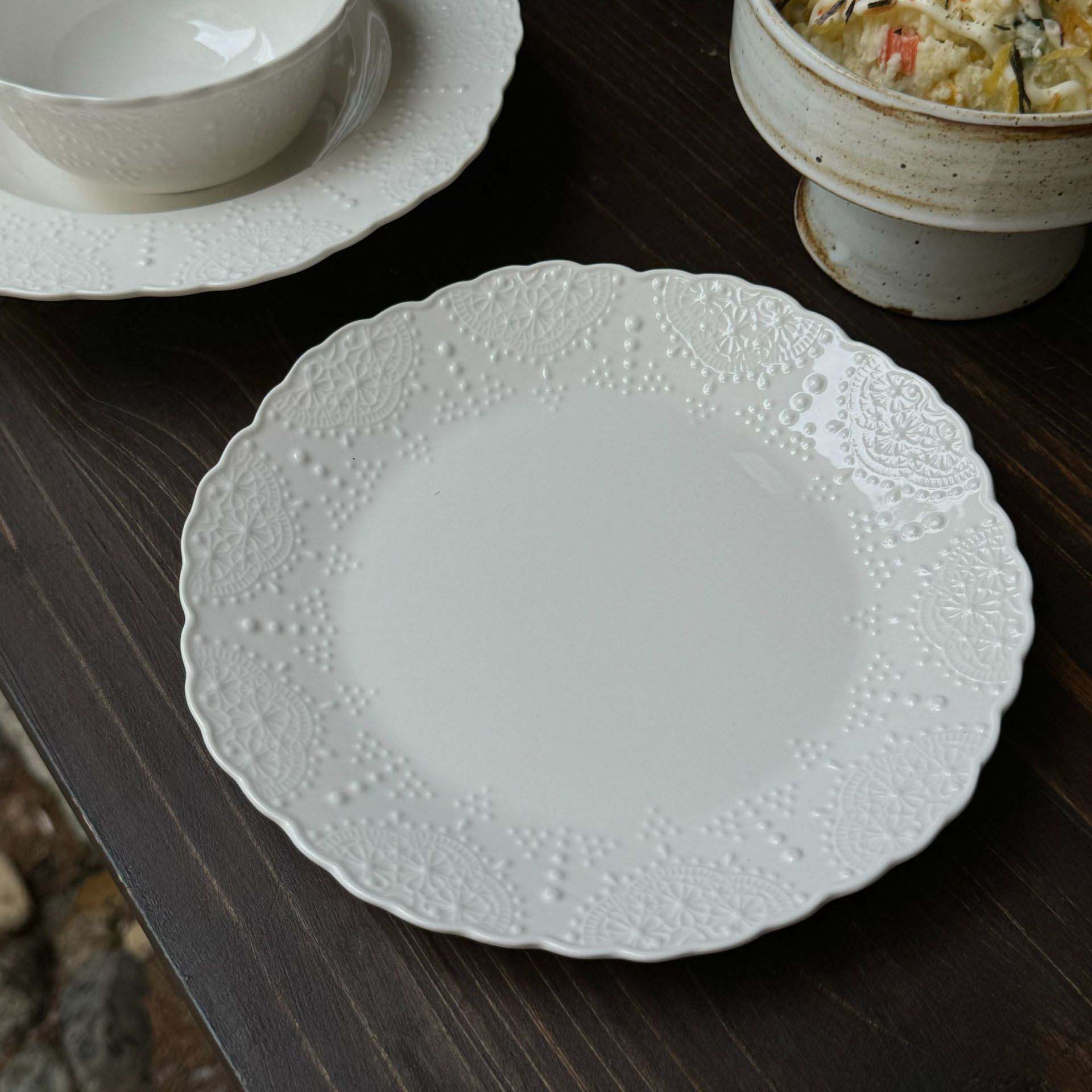 white-10.2 inch plate