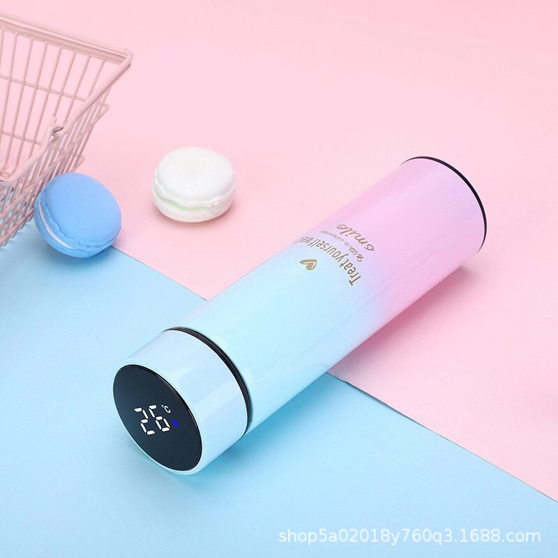 Green gradient with design