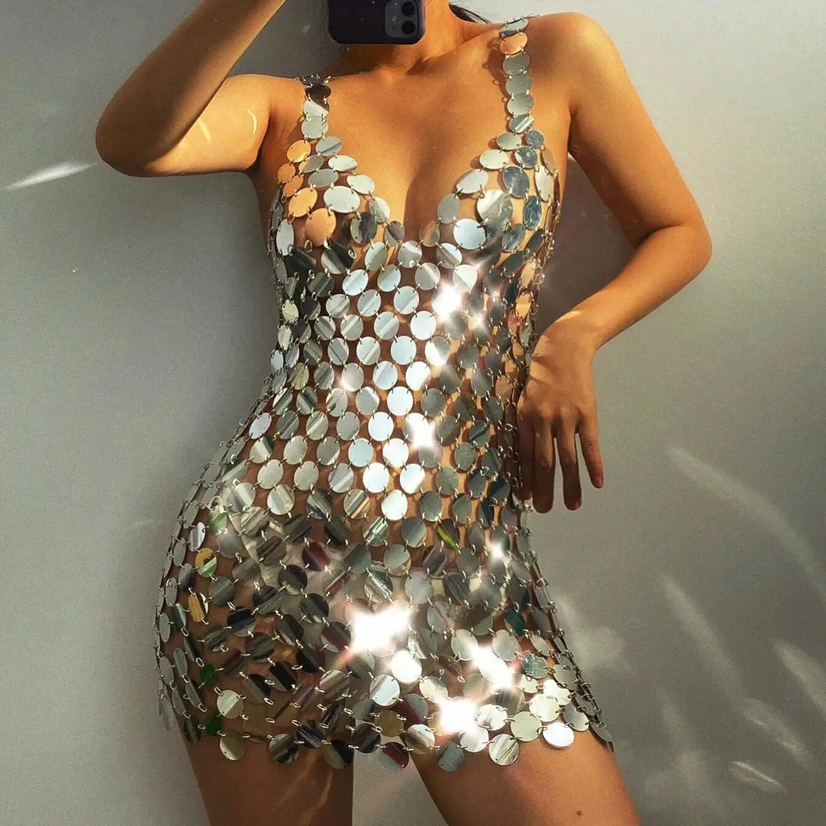 Metal zincir elbiseler tasarımcı kıyafetleri ünlü markalar kadınlar özel durum metalik elbise Bodycon