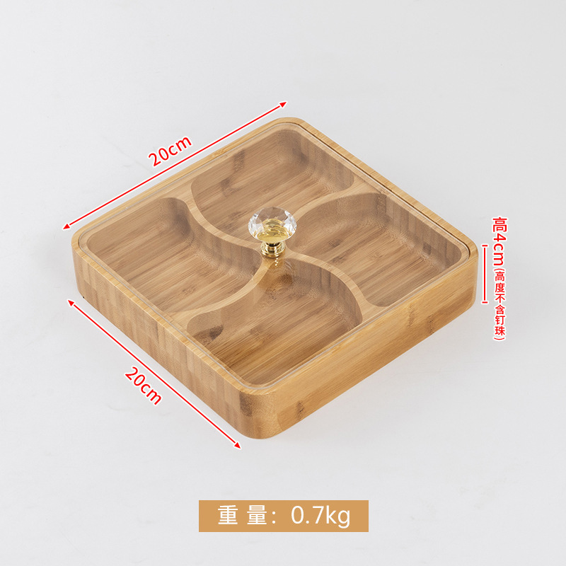 Cuadrado de cuatro compartimentos con tapa, prensado lateralmente, de 20*20*4.