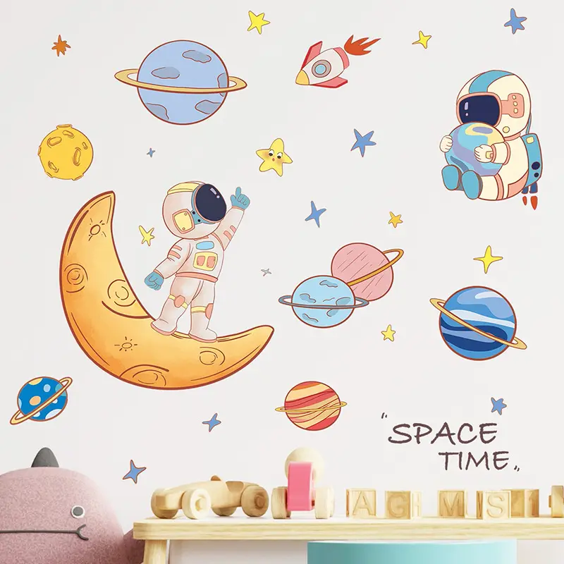 Vente en gros de stickers muraux personnalisés PVC mignon dessin animé astronaute planète décoration de la maison stickers muraux auto-adhésifs pour chambre d'enfants