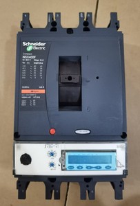 Originale autentico prodotto da Sch Neider Case Case stampato interruttore di circuito Nsx630n 6.2a E 6.3a E-Type con schermo LCD in magazzino - Product Image 4