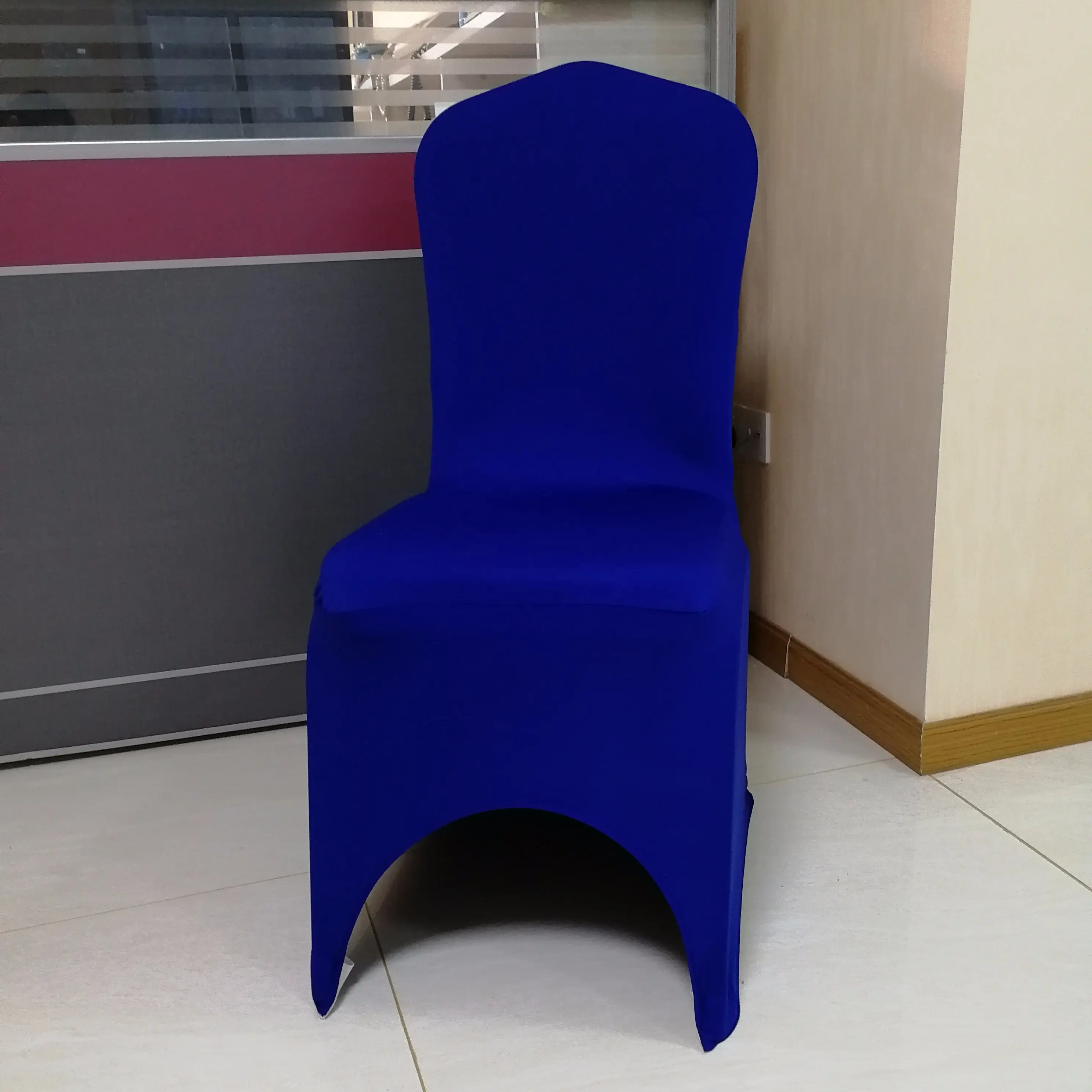 Housse de chaise en spandex au design coloré, offre spéciale, blanche, de siège en lycra, bon marché, pour fête et hôtel, 2020