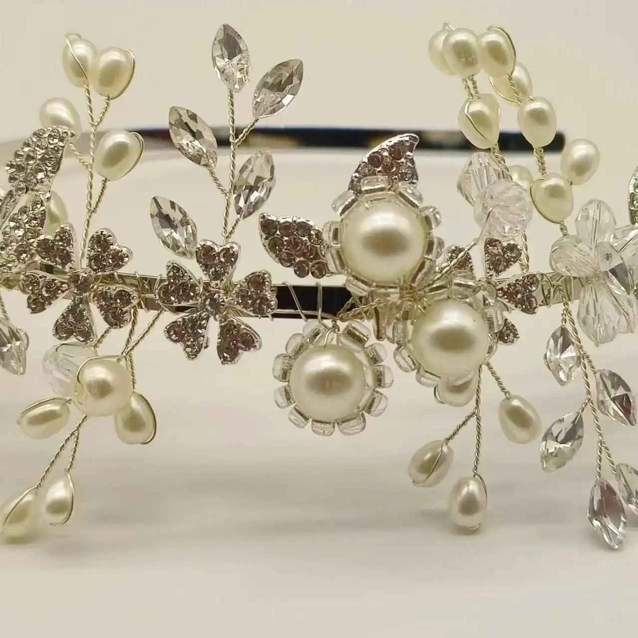 Frisuren Schmuck handgefertigte Keramik Blume Hochzeit Ornament Prom Party Haarzubehör Brautkronen Tiaras für Damen