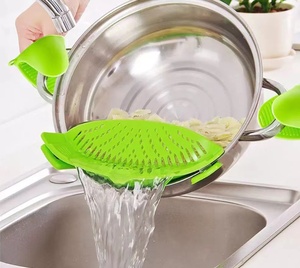 Kitchen Gizmo Snap <strong>Strain</strong> <strong>Pot</strong> Strainer and Pasta Strainer Adjustable Silicone Clip on Strainer for <strong>Pots</strong> - Product Image 6