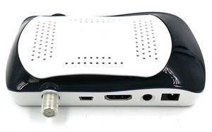 เครื่องรับสัญญาณโทรทัศน์ระบบดิจิทัลพร้อมตัวรับสัญญาณ Wifi สำหรับรับสัญญาณโทรทัศน์ผ่านดาวเทียมขนาดเล็กพร้อม M3U - Product Image 4