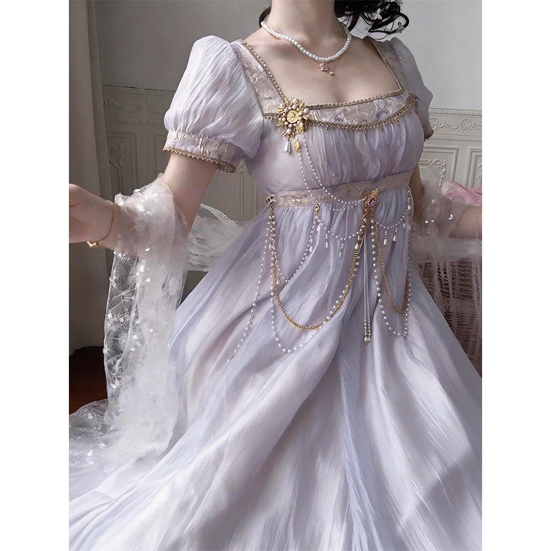 Robe violette
