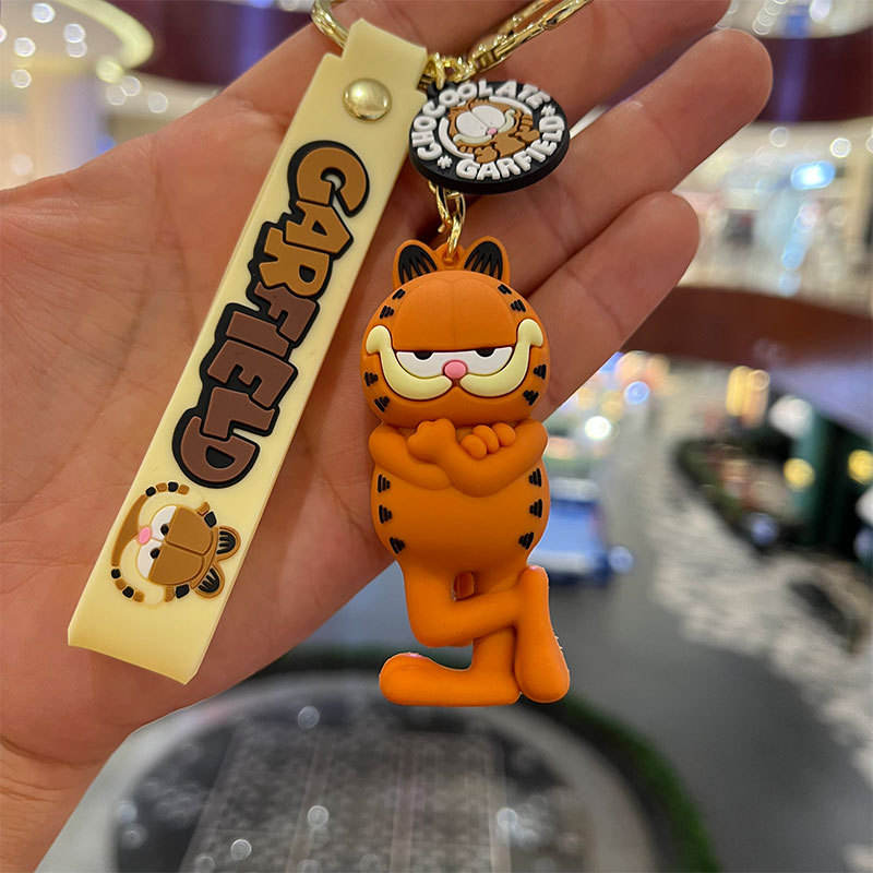 Garfield standing