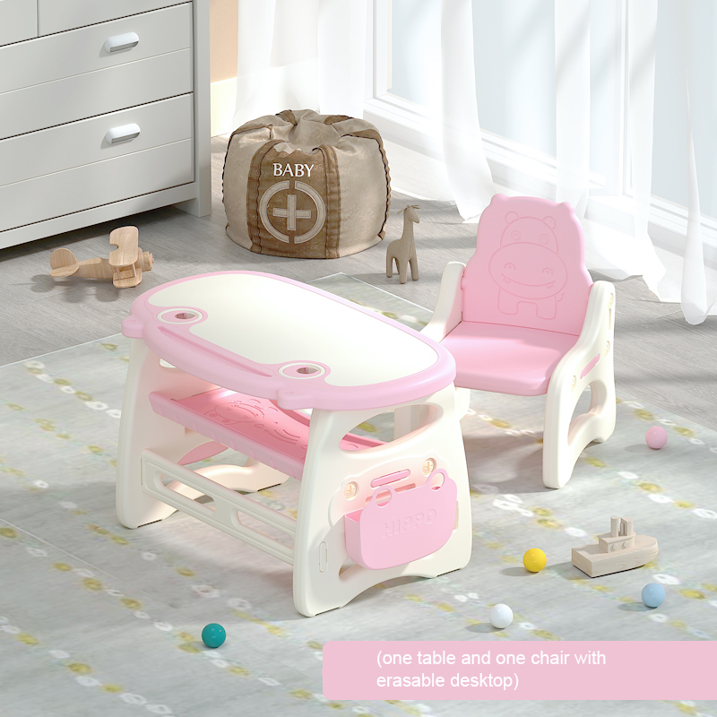 Table et chaises basiques roses
