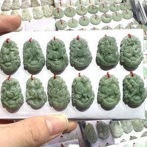 จี้หยกสำหรับราศี25 ~ 35มม.,เครื่องประดับ DIY จี้สีเขียวอ่อนพม่าขนาด12นิ้ว - Product Image 2