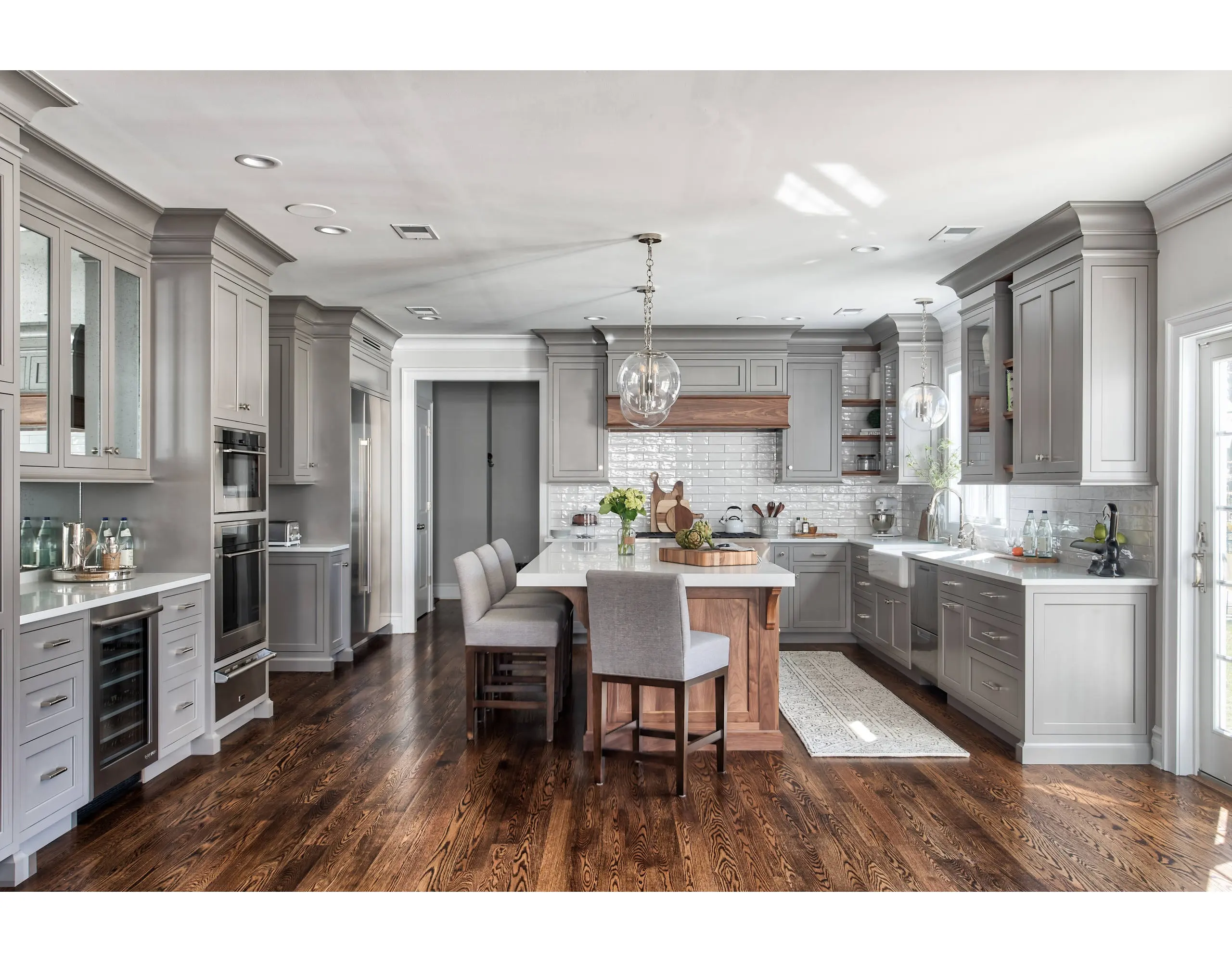 NICOCABINET Custom Light Grey Solid Wood Luxury Kitchen Cabinets with Island