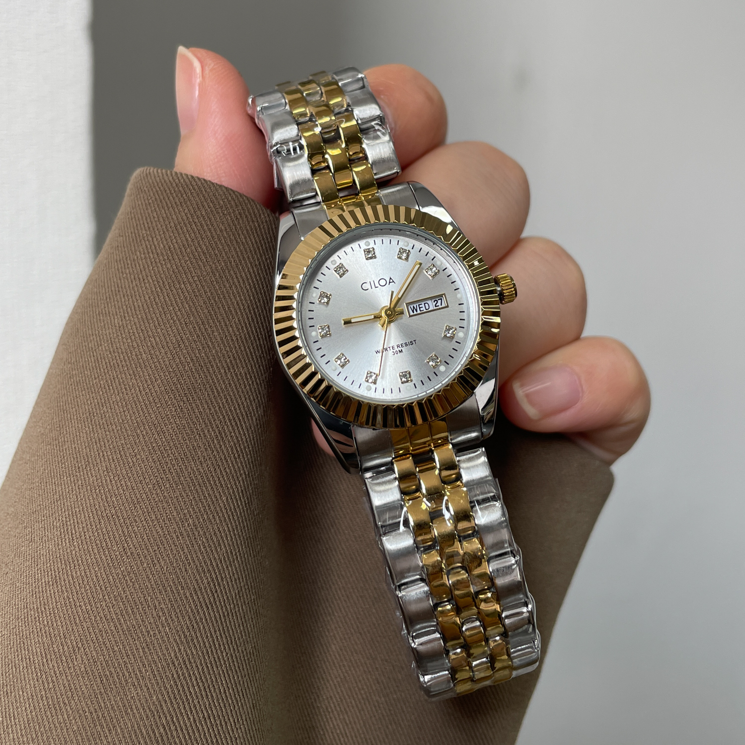 golden-white