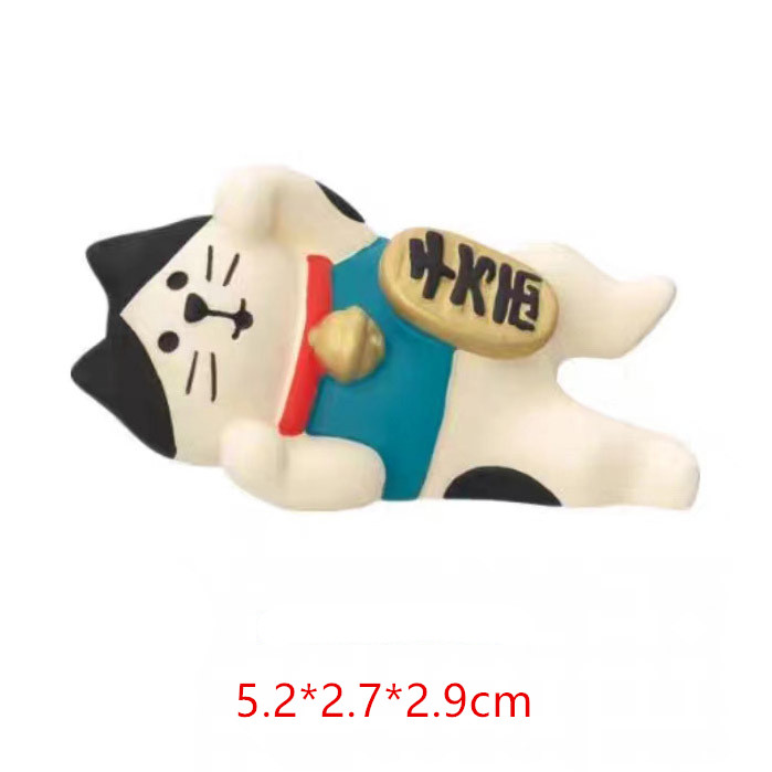 S'allonger à plat attire les chats riches