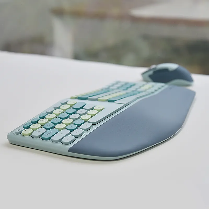 Tastiera senza fili ergonomica Mouse Combo Set di tastiera con comodo poggiapolsi in pelle