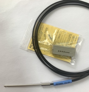 KEYENCE漫反射光纤传感器FU-33 - Product Image 1
