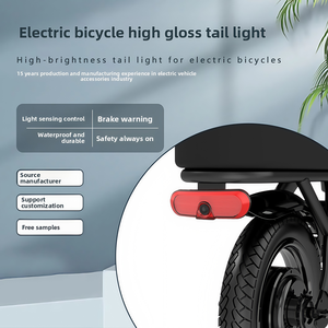 ไฟท้ายจักรยาน LED สีแดงชาร์จไฟได้ผ่าน USB กันน้ำกันฝนได้ไฟท้ายจักรยาน - Product Image 2