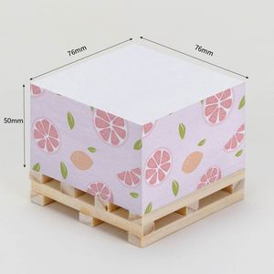 Nueva llegada patrón de fruta rosa notas adhesivas cubo limón pomelo impreso autoadhesivo Bloc de notas bandeja de madera hecho papel offset - Product Image 1