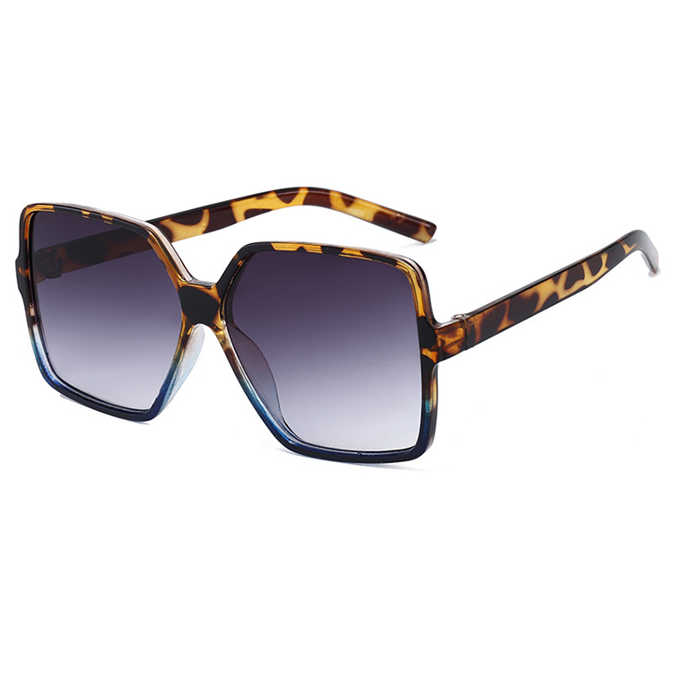 Leopard and blue