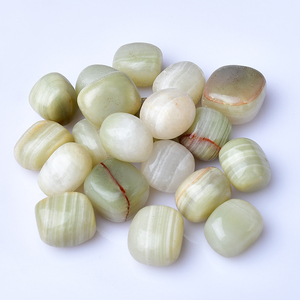 Atacado 20-30mm Cristais Espirituais Pedras de Cura Natur Verde Afghan Jade Tumbled Crystal Stone para Decor - Product Image 1