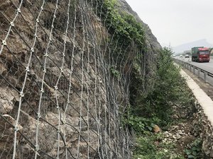 Anping Hochwertiger Hangs chutz Flexibles Sicherheits netz Rockfall Barrier Mountain Slope Protection Stabiles Netz - Product Image 2