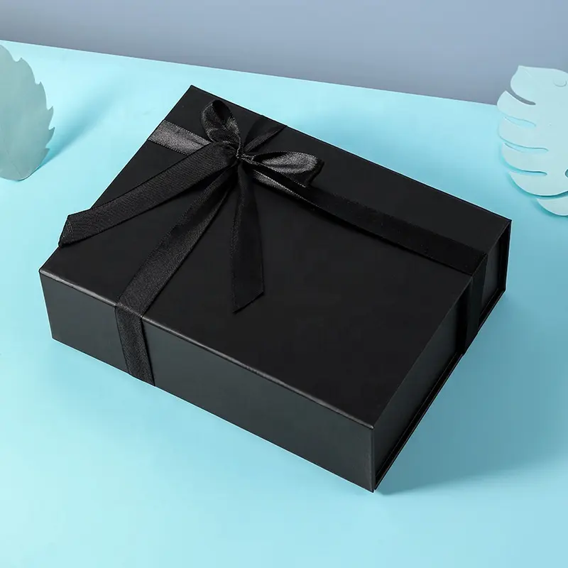 공장 맞춤형 핫 원피스 활 리본 접이식 선물 상자 심플 단색 생일 선물 상자 도매
