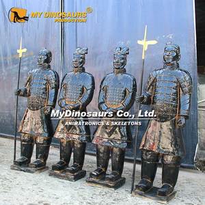 محاربي من الألياف الزجاجية بحجم الحياة من My Dino للبيع - Product Image 2