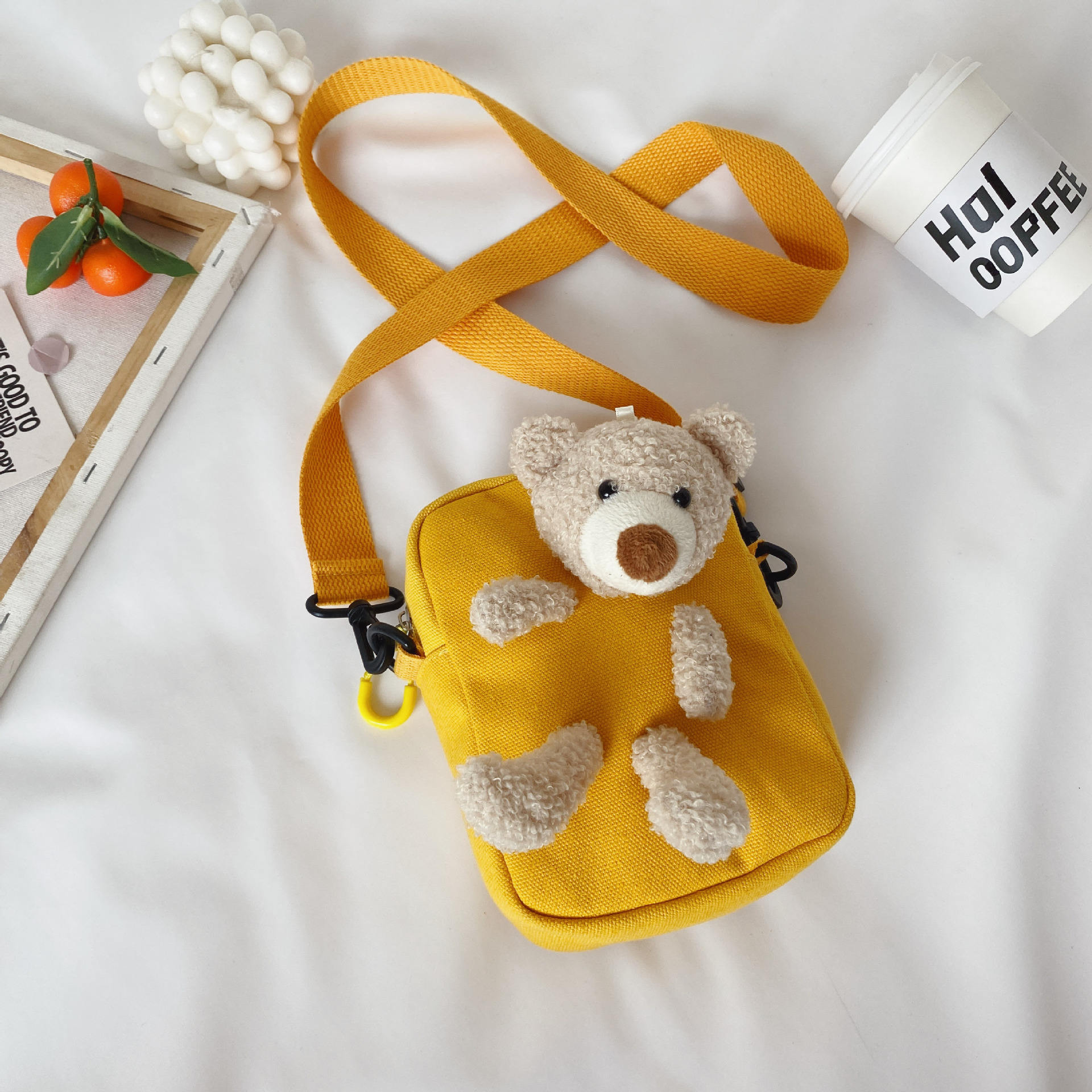 สีเหลือง