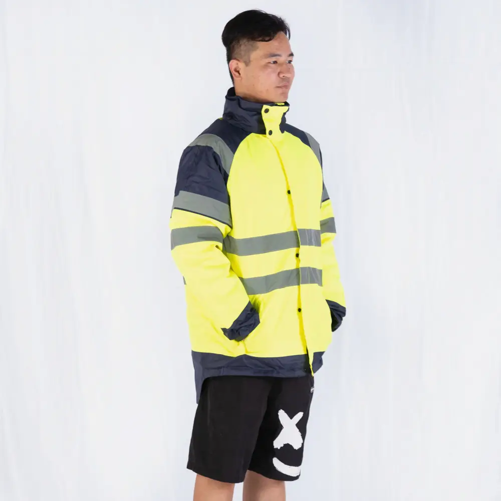 Benutzer definierte Logo Sicherheit reflektierende Jacke für kaltes Wetter Winter beheizt mit LED-Leuchten wasserdicht mit Streifen Regenmantel Parka