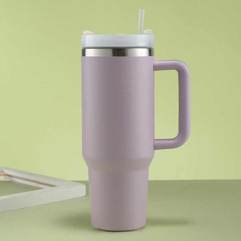 สีม่วงอ่อน