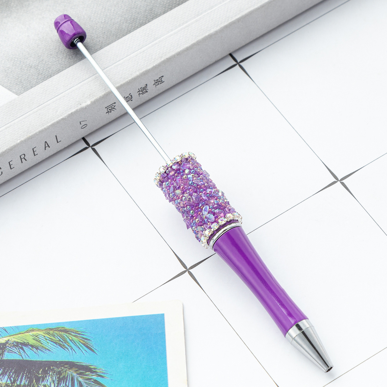 morado fluorescente