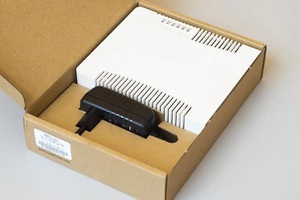 NEUER Mikro tik Netzwerk-Router RB951G-2HnD drahtlosen Gigabit-AP mit einem USB-Anschluss und hoher Leistung 2.4GHz 802.11b/g/n drahtloser AP