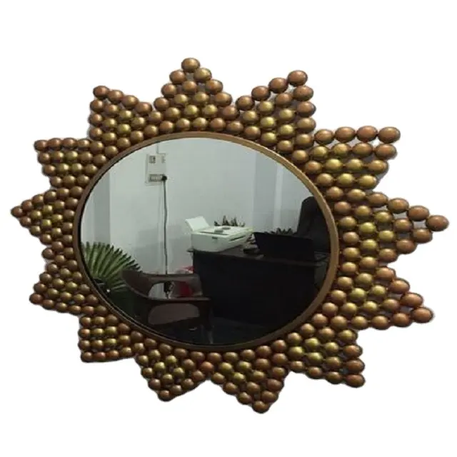 Acquista specchio tondo con sfere in metallo goffrato specchio appeso a parete per soggiorno camera da letto decorazione dell'ufficio inaugurazione della casa