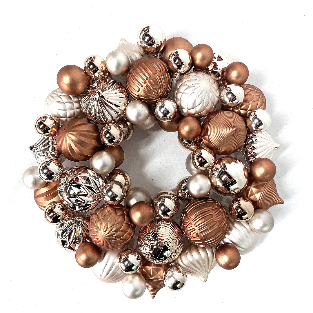 Couronne de boules#33 cm beige clair