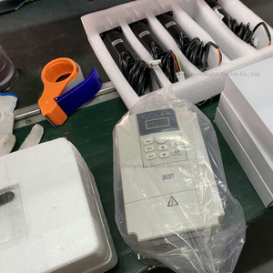 5.5KW 220VインバータVFD可変入力50/60Hz三相出力1000Hzスピンドルモーター速度調整モータードライバー - Product Image 3