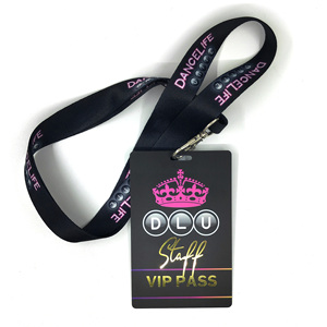 Оптовая продажа, Заказная Золотая фольга, логотип, пластиковая выставочная идентификационная бирка, бирка, бейдж, с ремешком - Product Image 1