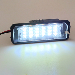 エラーなし<span class=keywords><strong>LED</strong></span>ナンバープレートランプVWアマロクボラセダンフォックスルポポロフェートンシロッコ3