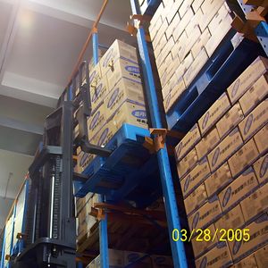 Estante de palés VNA de 5 capas de servicio pesado, sistema de estantería de entrada con estantería de metal duradero para almacenamiento en almacén - Product Image 5