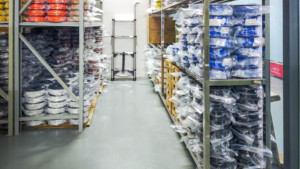 New đông lạnh 3D in bí ẩn bức tượng đen Robe Nữ Hoàng điêu khắc cho kệ sách - Product Image 6