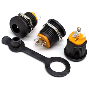 DC電源コネクタ直径12MMコア2.1MM DC 12V DC電源メスジャック - Product Image 1