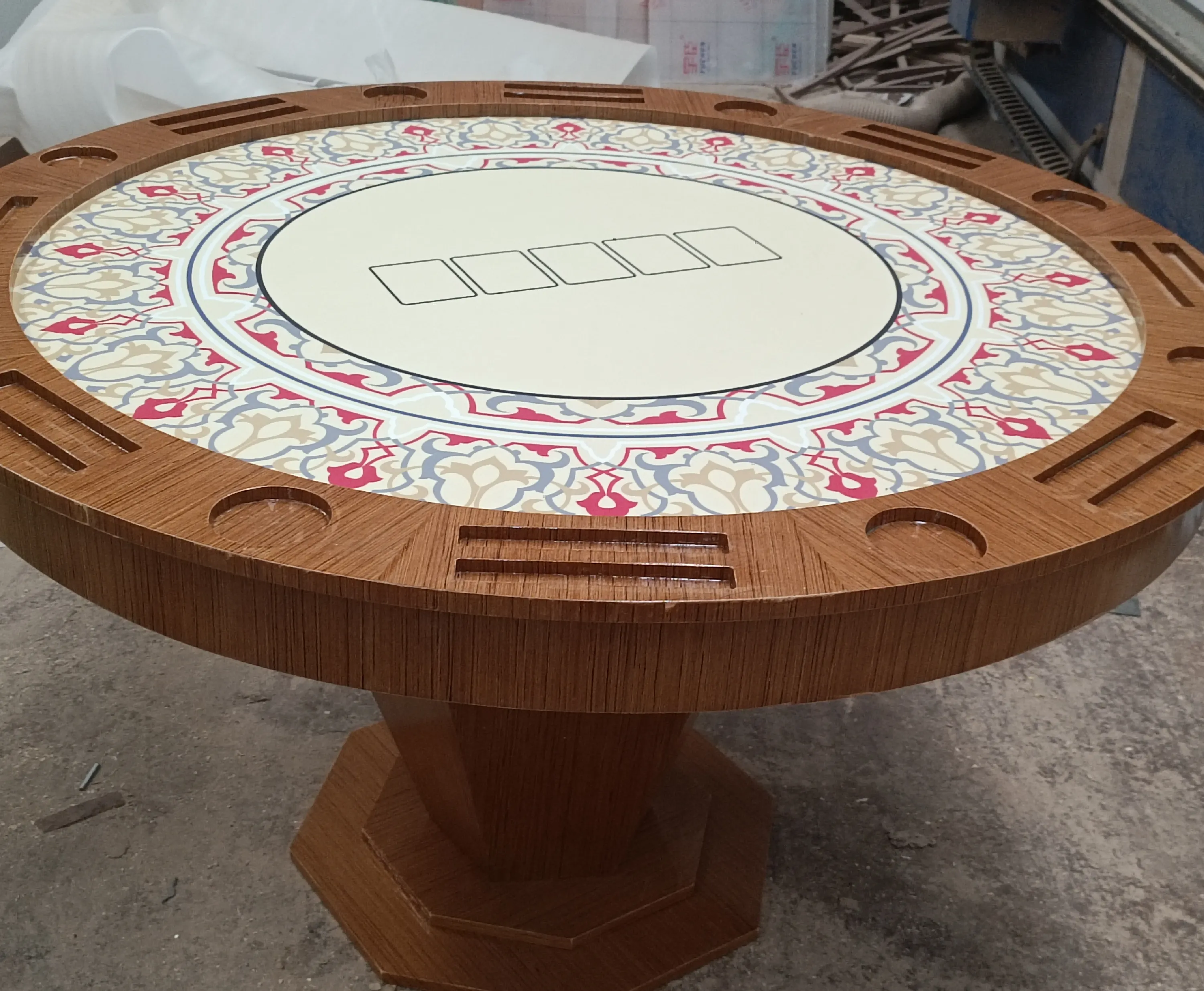 Прочный деревянный покерный стол из тикового дерева