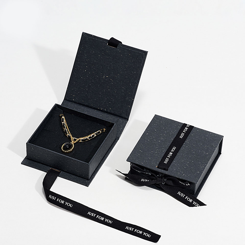 Black (no Logo)