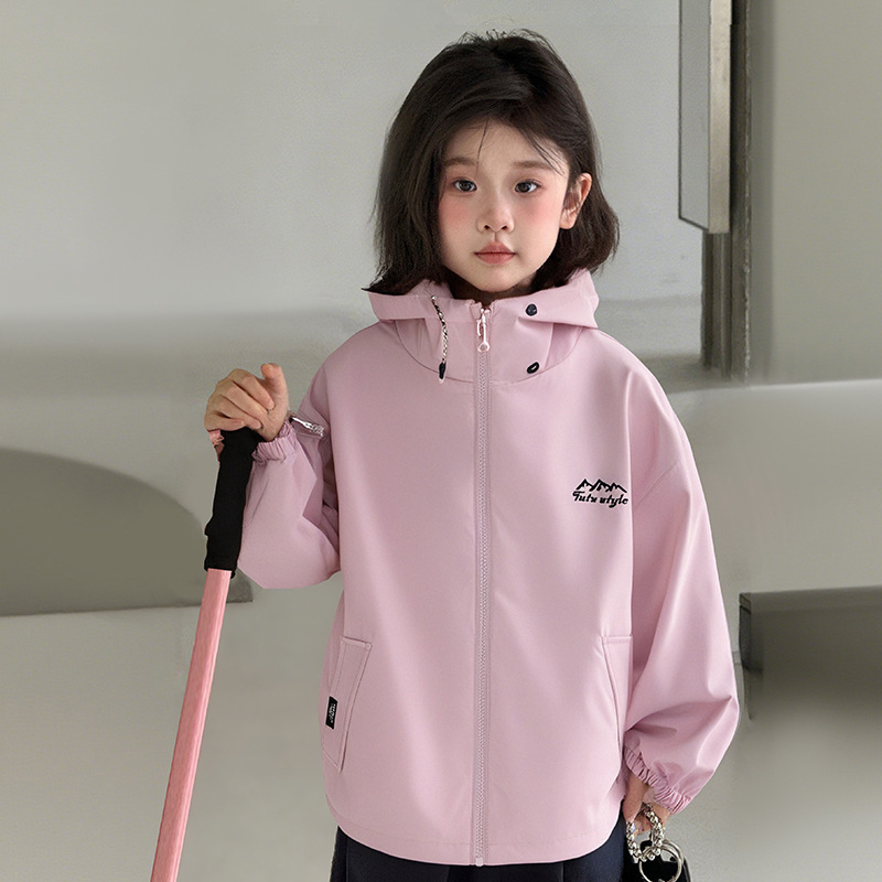 Veste une pièce rose