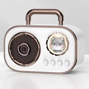 新しいレトロかわいいペットミニ屋外ポータブルBTスピーカーUSB充電カードスロットキャノン本棚タイプ新しいレトロ宇宙カプセルコンセプト - Product Image 1