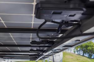 批发700w Deye Sun-xl02-b太阳能电池板能量增加太阳能光伏发电模块优化器