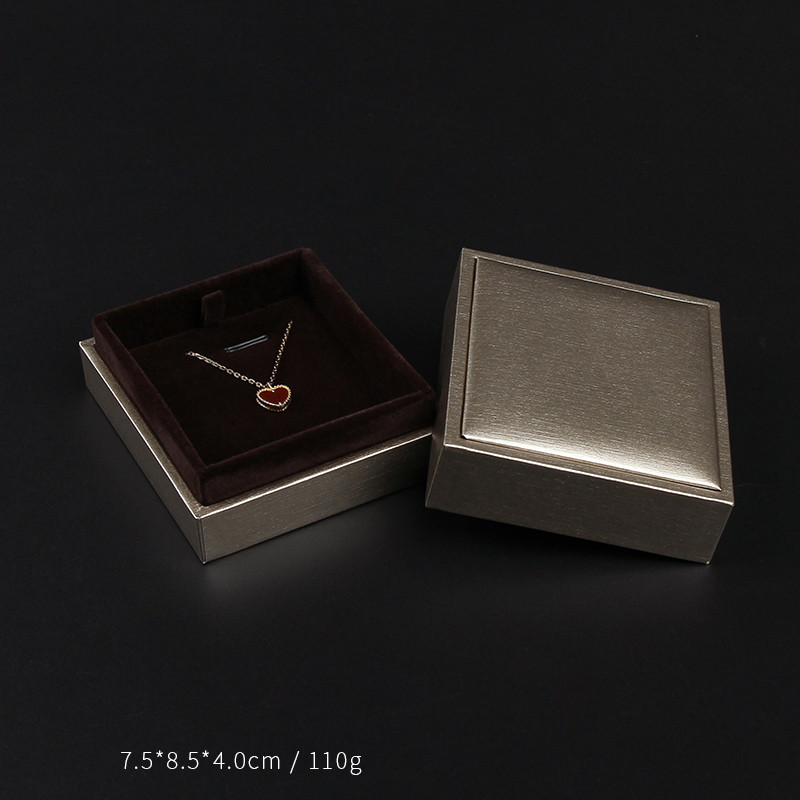 Gold pendant box