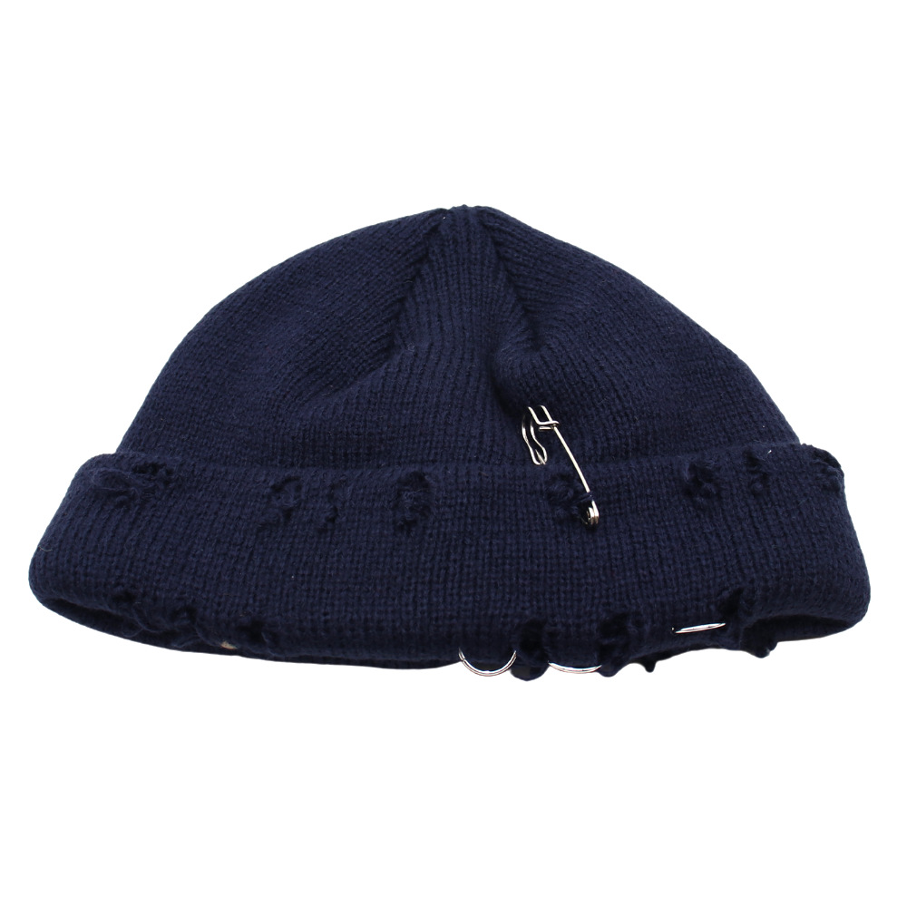 Bleu marine (tricoté avec des épingles)