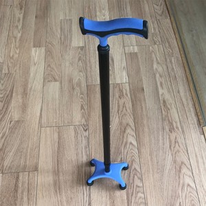 Ca237 Nhôm Trọng Lượng Nhẹ Quad Mía Y Tế Đi Bộ Stick Nạng Với Nhựa Xử Lý Cho Người Cao Tuổi - Product Image 2