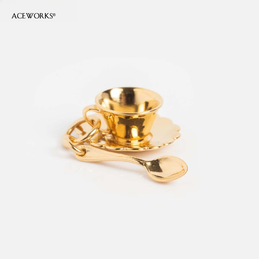 Tea cup Charm Gold
